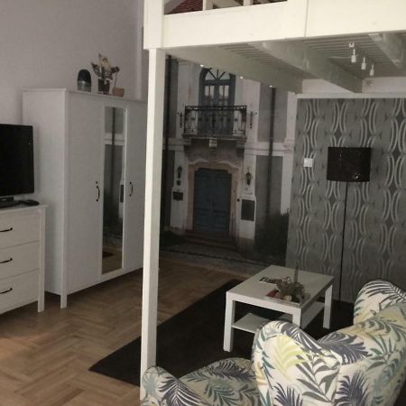 Lovag Apartman Apartment Будапеща Екстериор снимка